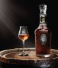A. H. Riise Non Plus Ultra Very Rare Rum (0,7L 42%)