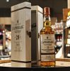 Laphroaig 28 éves Whisky (0,7L 44,4%)